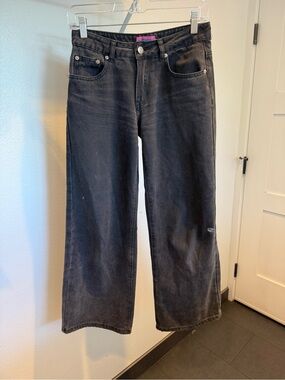 Edikted Black Cropped Wide-Leg Jeans.  XS petite